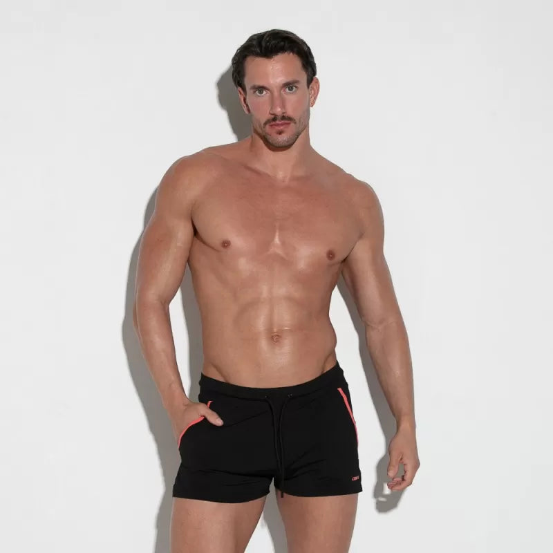 Training short black